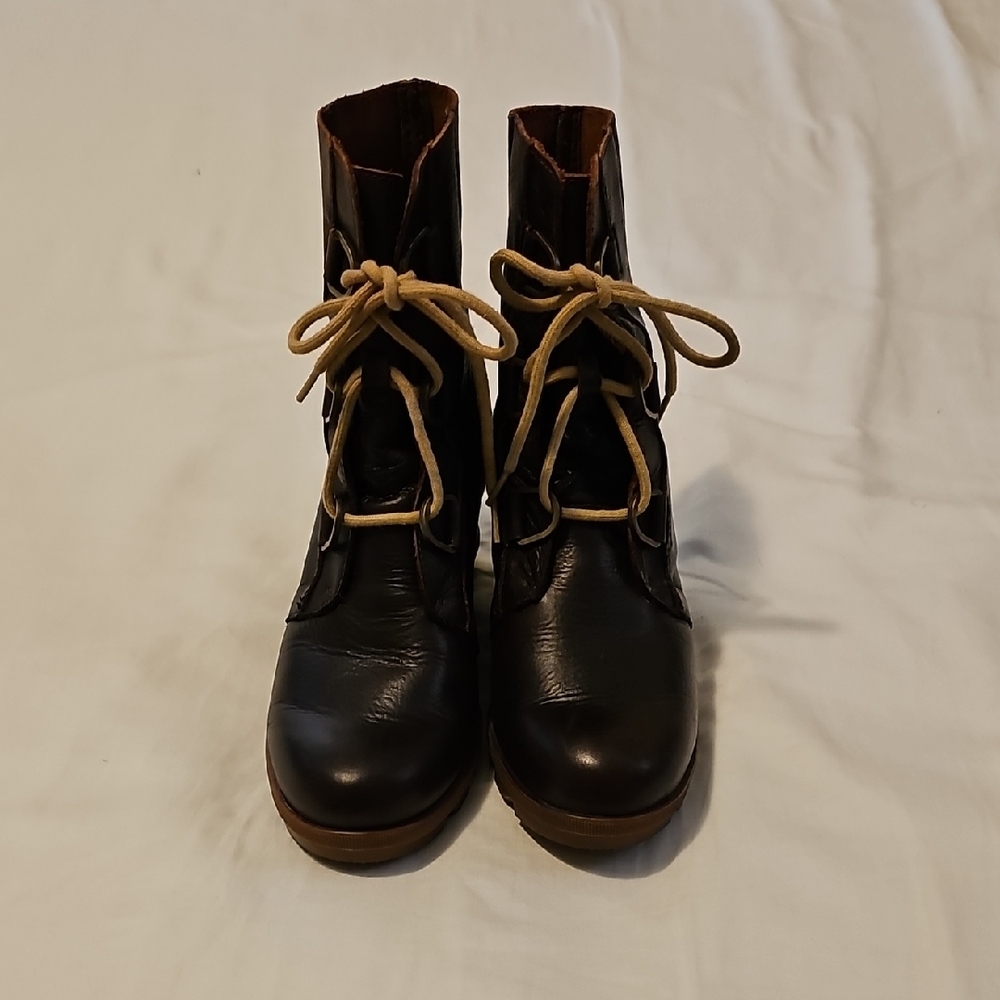 Sorel Brown Ankle Boots with Lace-Up Design